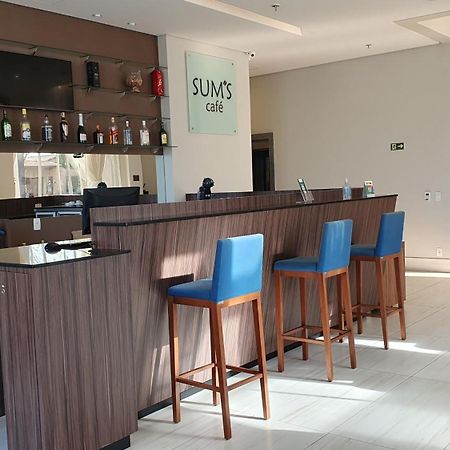 Summit Suites Hotel Pindamonhangaba Eksteriør billede